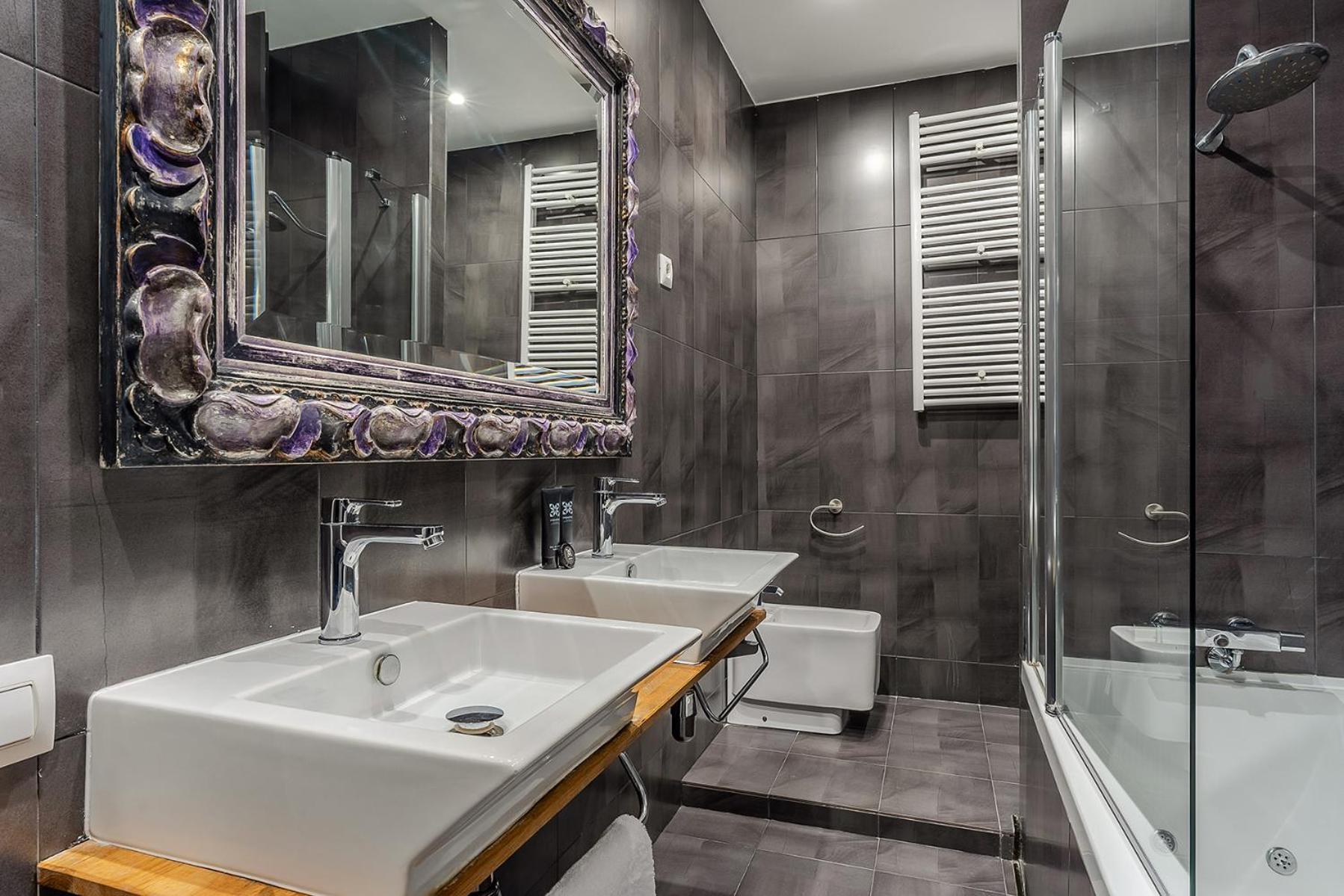 Enjoybcn Tapies Apartment บาร์เซโลนา ภายนอก รูปภาพ