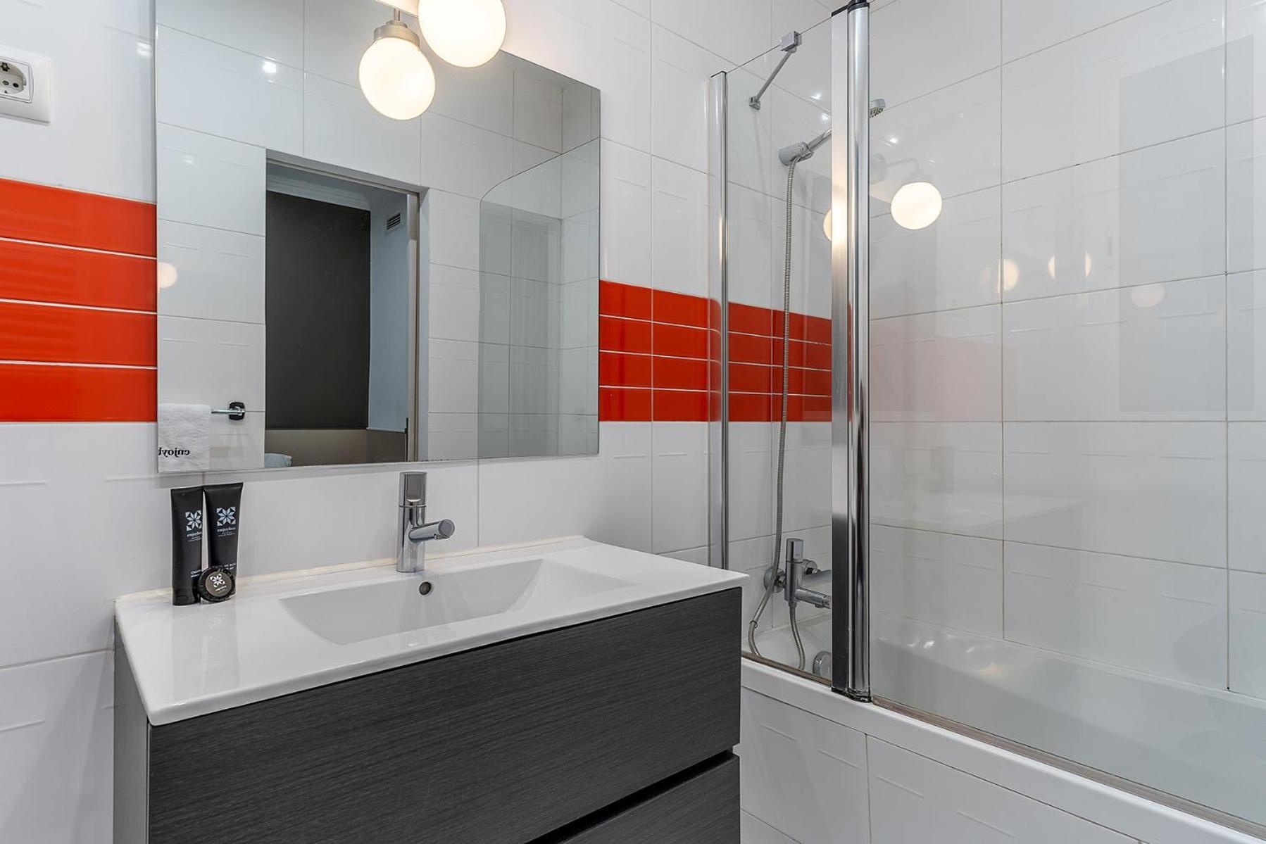 Enjoybcn Tapies Apartment บาร์เซโลนา ภายนอก รูปภาพ